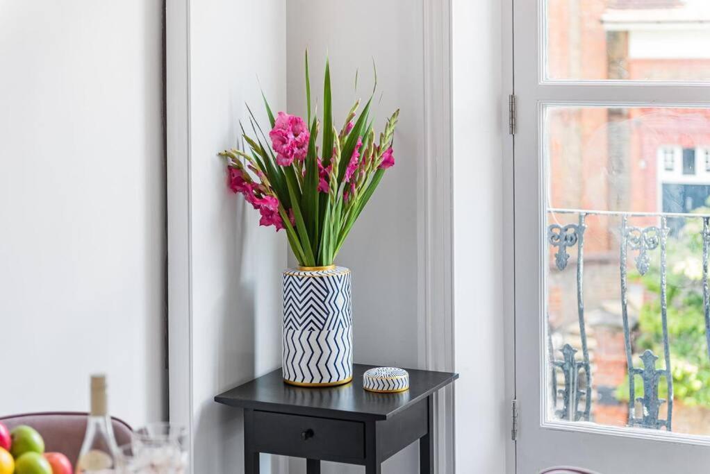 Lady On The Lane- 2 Bed Primrose Hill Apartman London Kültér fotó